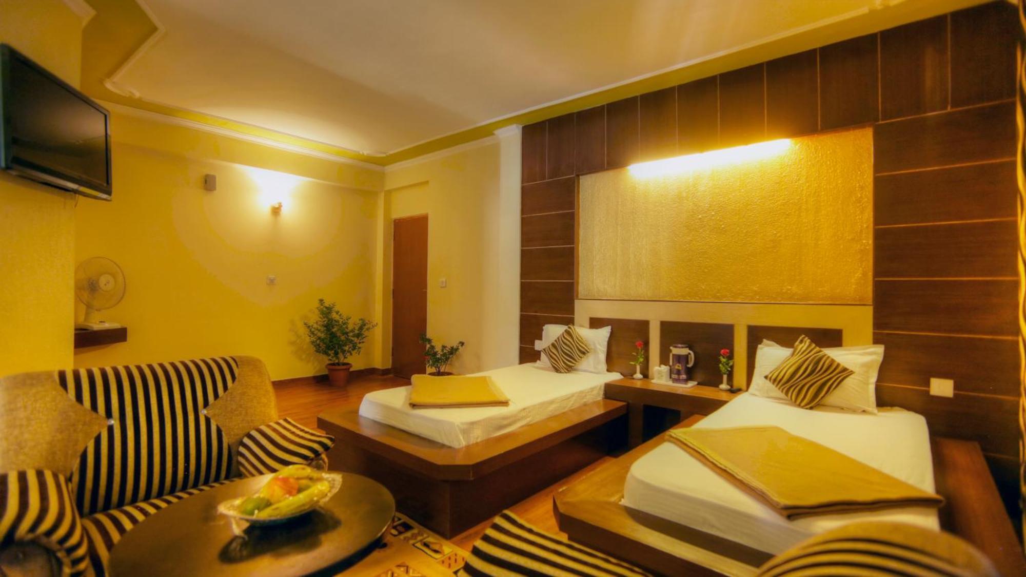 Hotel Glacier Resort Манали Экстерьер фото